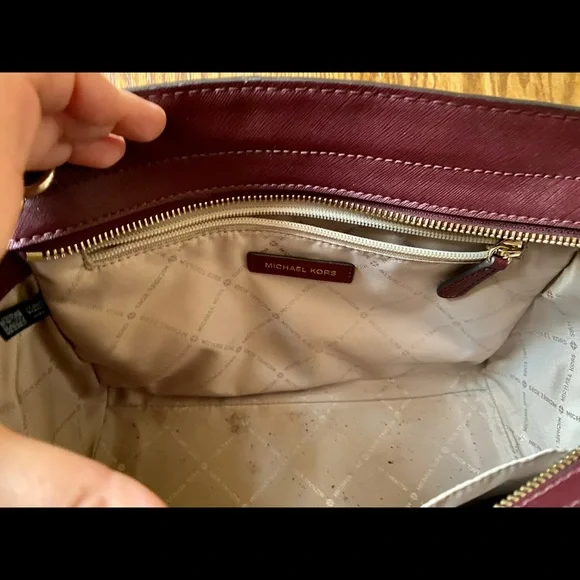 Michael Kors Studded Selma Medium Maroon Handbag - Picture 6 of 7